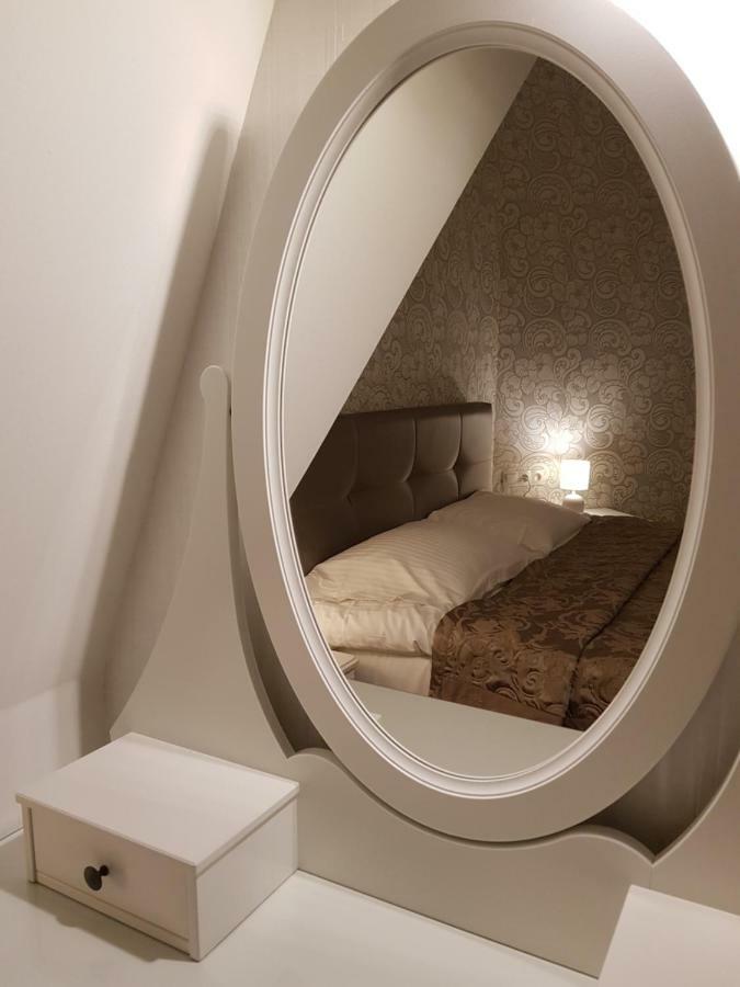 Apartman St. Vladimir Kirche Apartment Marianske Lazne Luaran gambar